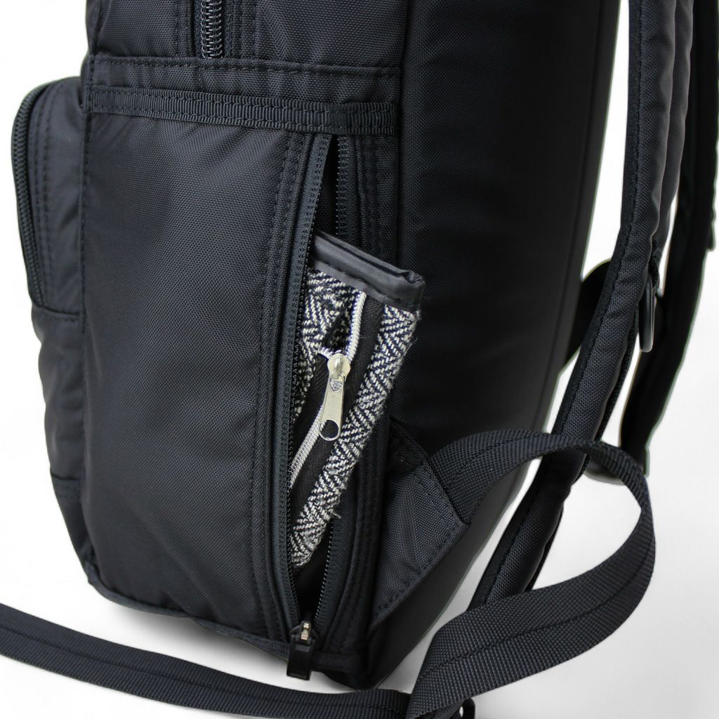 正規取扱店】 ポーター DAY PACK 689-05944