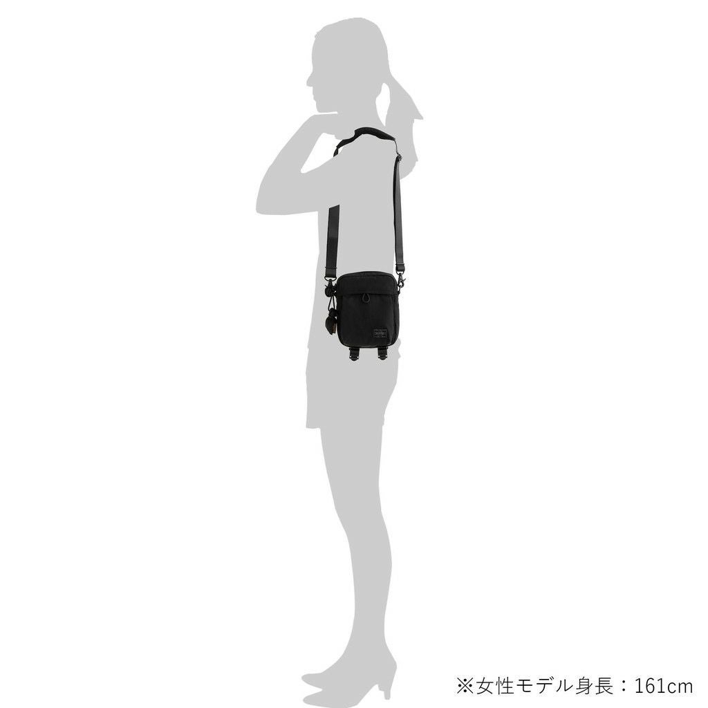 吉田カバン PORTER(ポーター) SENSES(センシズ) VERTICAL SHOULDERBAG