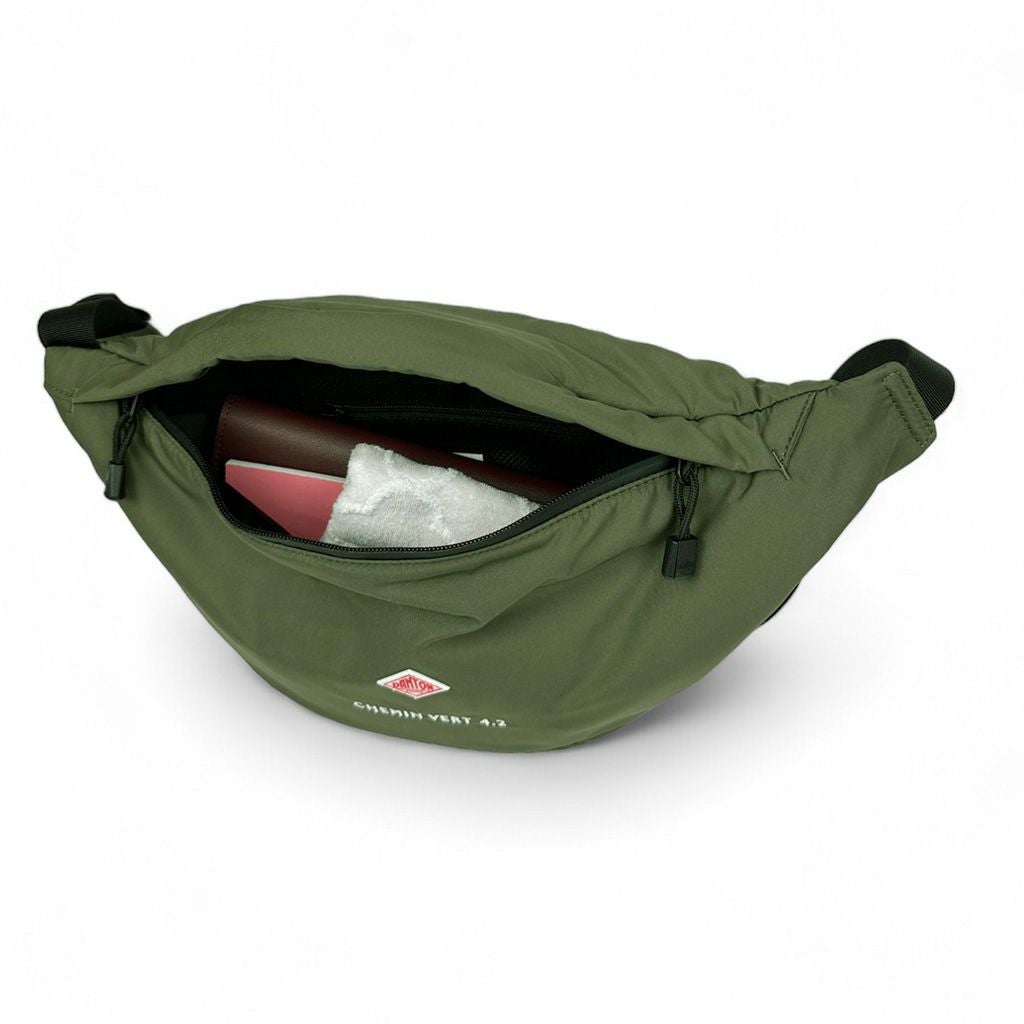 正規取扱店】 ダントン POLYESTER TAFFETA SLING BAG〈CHEMIN VERT 4.2