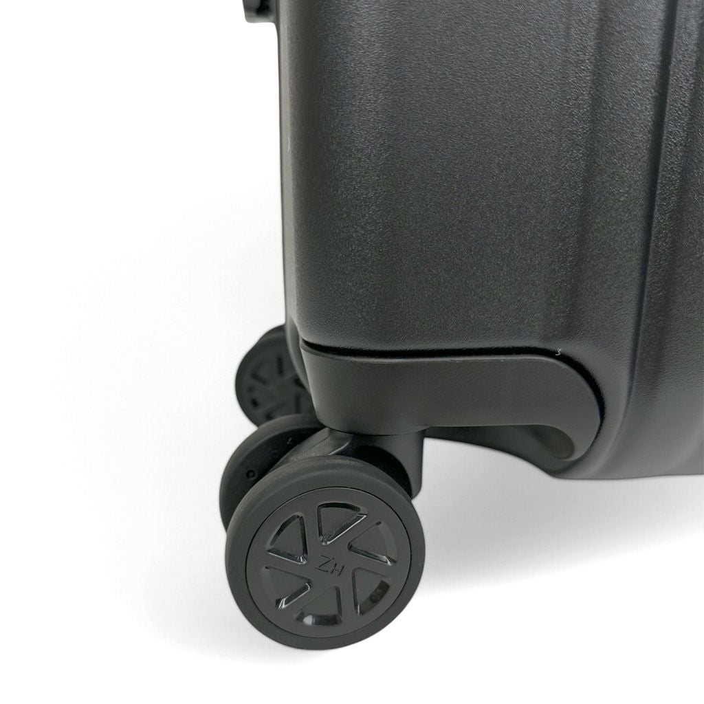 ゼロハリバートン クラシックライトウェイト