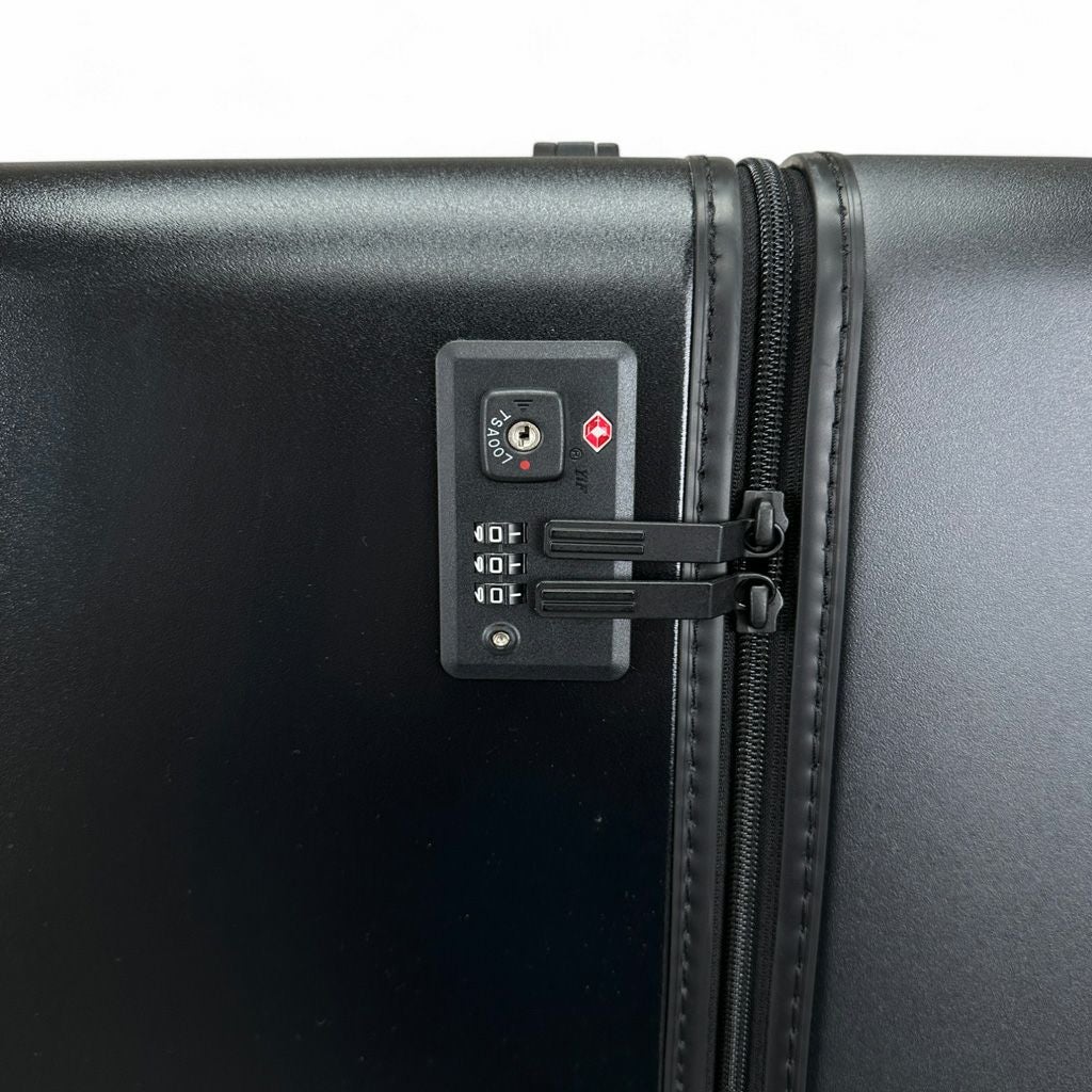 ゼロハリバートン クラシックライトウェイト