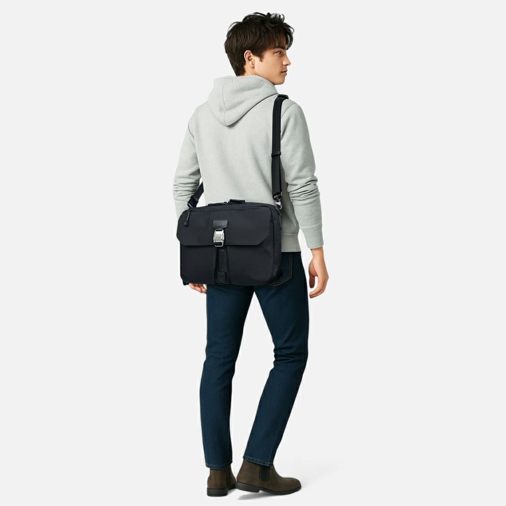 正規取扱店】 ゼロハリバートン Horizontal Shoulder Bag A4 81513