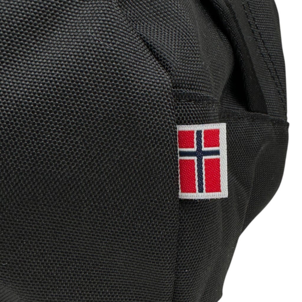 HELLY HANSEN